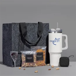 Yatta Graceful Goodies Hamper - OFF WHITE