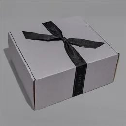 Yatta Sovereign Spoils Hamper - BLACK